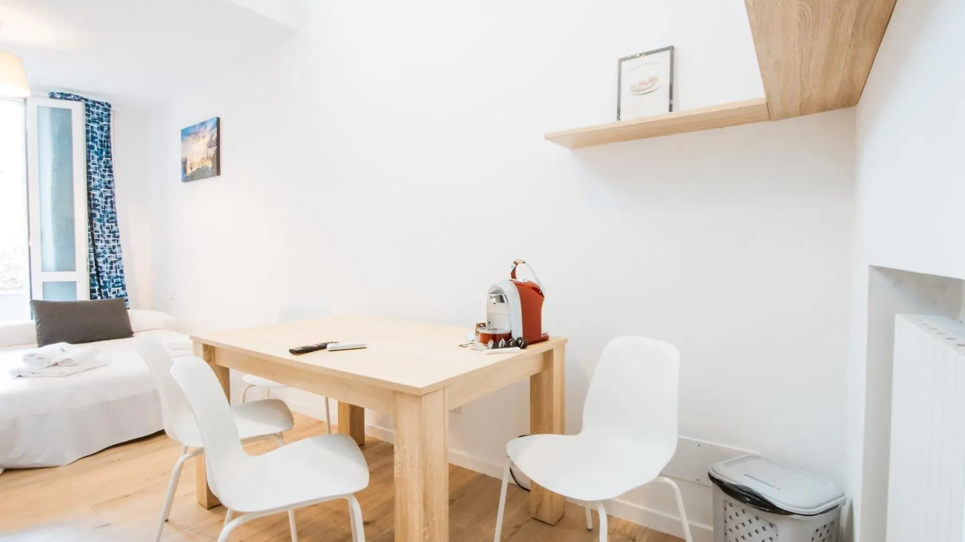 Sagarr Apartment Bari 0*,  Italy