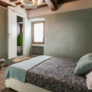 la-casetta-di-lia.it-tuscanyhotel.com/