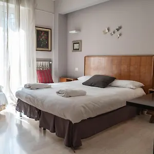  Gazde/Camere de închiriat Casa Dei Ruscelli